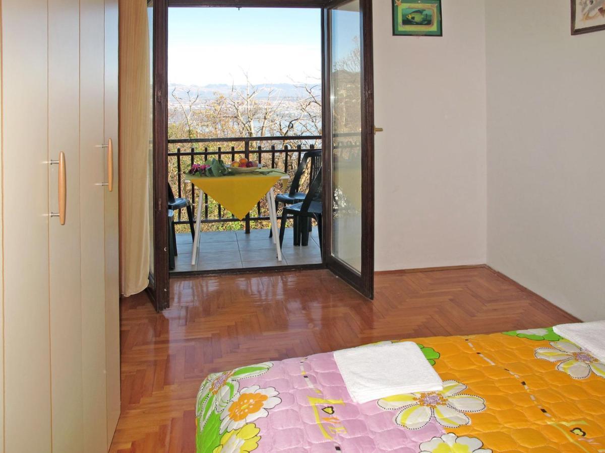 Apartment Luka - LOV218 Lovran Bagian luar foto